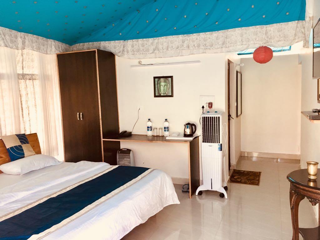 Tatva Bir Tents And Hotel Kangar Exterior photo