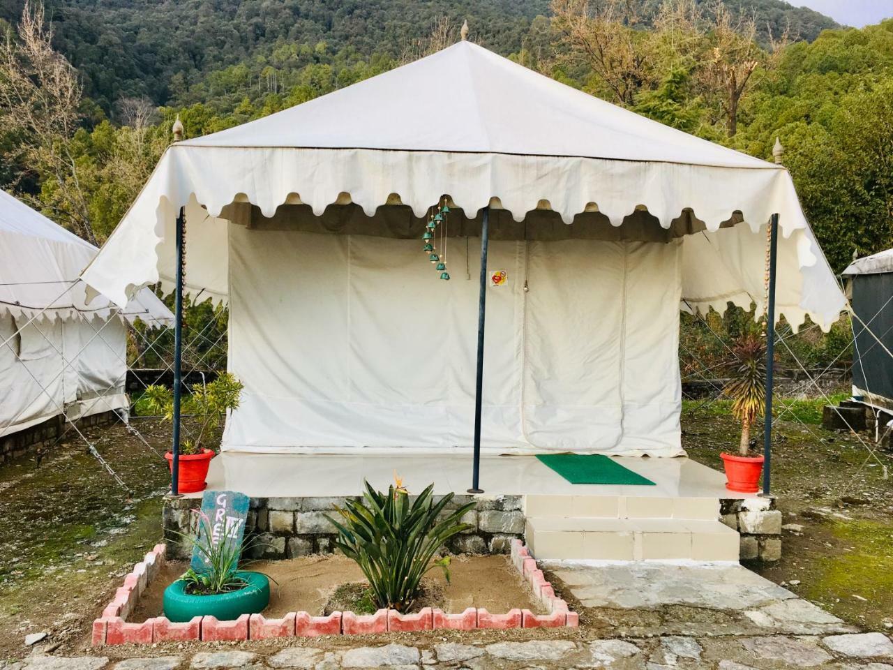 Tatva Bir Tents And Hotel Kangar Exterior photo